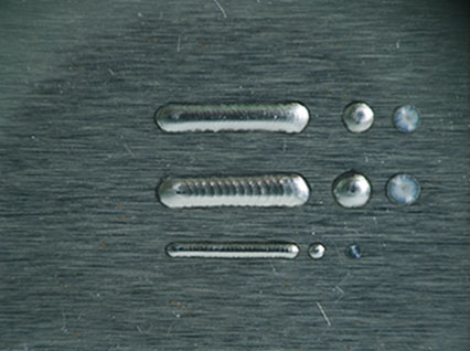 <a href='http://m.ahyongchang.com/product/3.htm' class='text_a'>模具激光焊機</a>修復鏡面模具效果